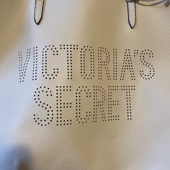 NWOT - Victoria’s Secret White/Silver Tote bag - Picture 2 of 8